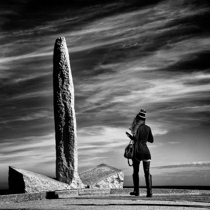 Monumental