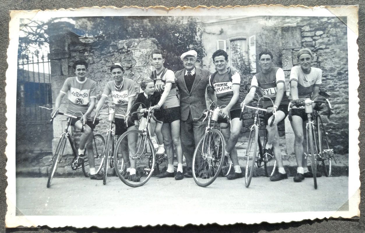 le plus beau sur la photo...c'est mon père !!