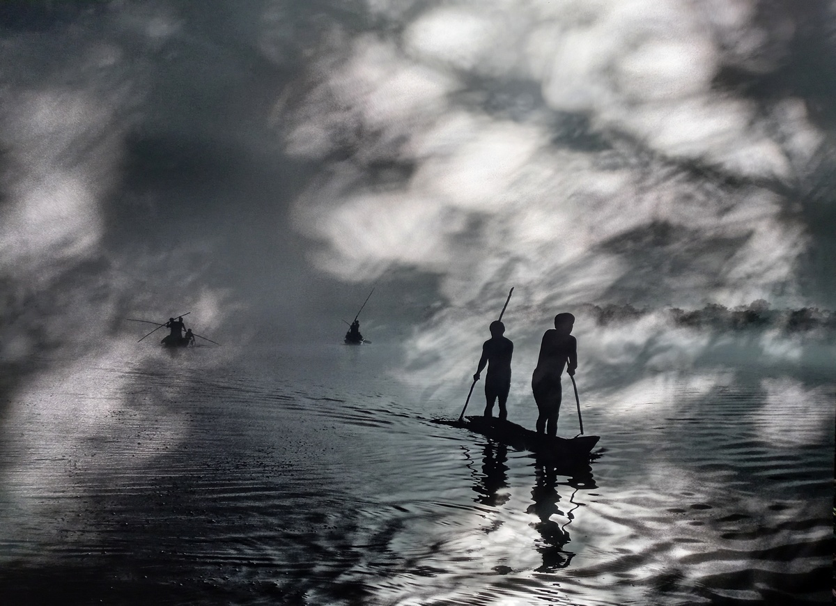 Ombres et lumières de la Gacilly sur photo de Salgado...